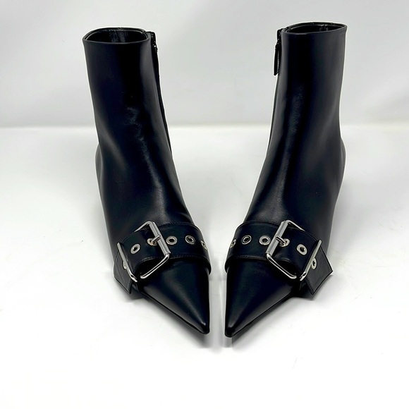 Balenciaga Black Leather Ankle Boots Buckle Pointed Toe Boot NWOT - Picture 1 of 14
